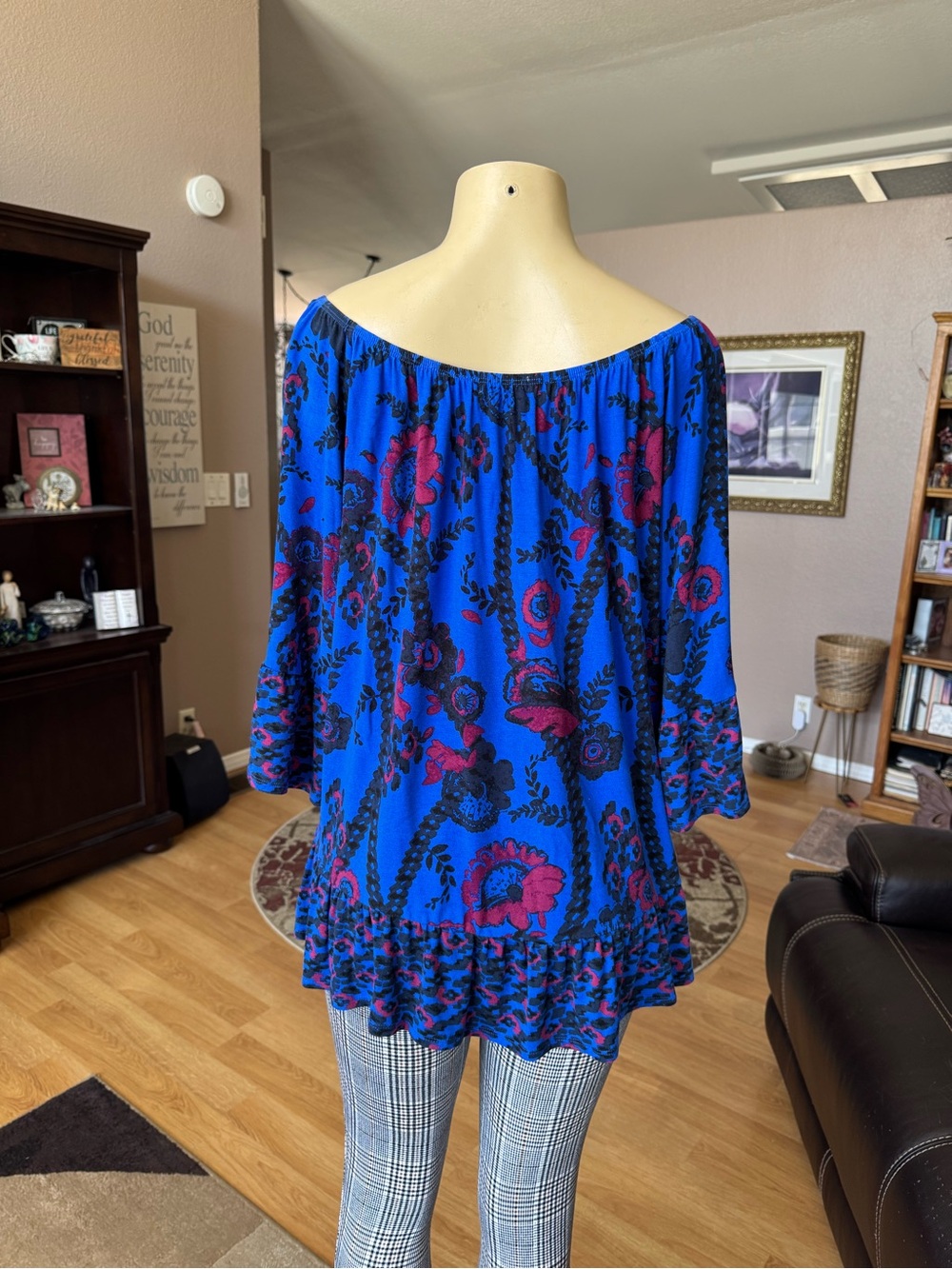 Style & Co off-shoulder blue floral peasant blouse-size 2X - Picture 8 of 9